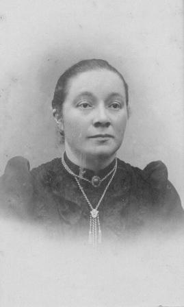 Klik voor foto in apart venster braskamp_maria_tr_v_marle.jpg