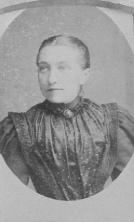 Klik voor foto in apart venster graveman_gezina_1836.jpg
