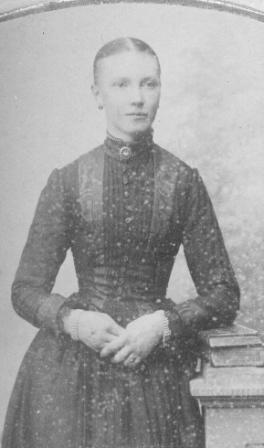 Klik voor foto in apart venster van_marle__johanna__jansen___1863___huwt_jan__willems__van_merle__1862_.jpg